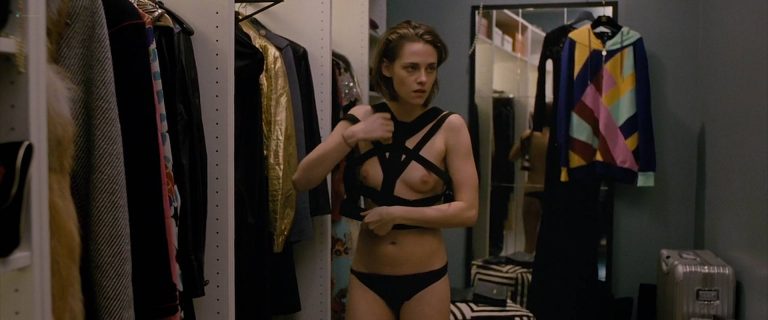 Kristen Stewart nude topless and hot while masturbating in Personal Shopper (2016) HD 1080p WEB