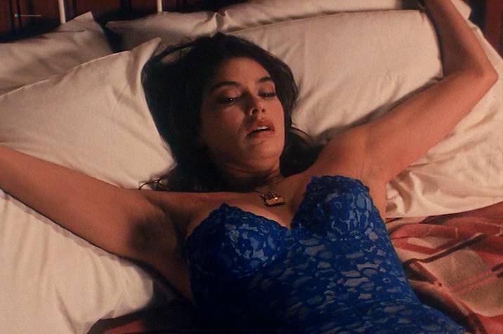 Teri Hatcher hot and sexy - Tales from the Crypt (1990) s2e6 (10)