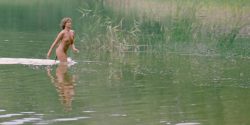 Izabella Scorupco nude bush, boobs and wet - Ogniem i mieczem (PL-1999) HD 1080p BluRay (5)