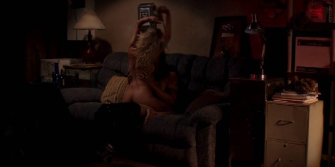 Scarlett Burke nude butt and hot sex - Animal Kingdom (2017) s2e4 HD 720p (2)