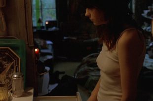 Zooey Deschanel hot sex, pokies, smoking - Winter Passing (2005) HD 1080p Web (8)