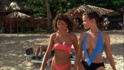 Carey Lowell hot cleavage in swimsuit and Twiggy some pokies - Club Paradise (1986) HD 1080p WEB