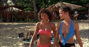 Carey Lowell hot cleavage in swimsuit and Twiggy some pokies - Club Paradise (1986) HD 1080p WEB (10)