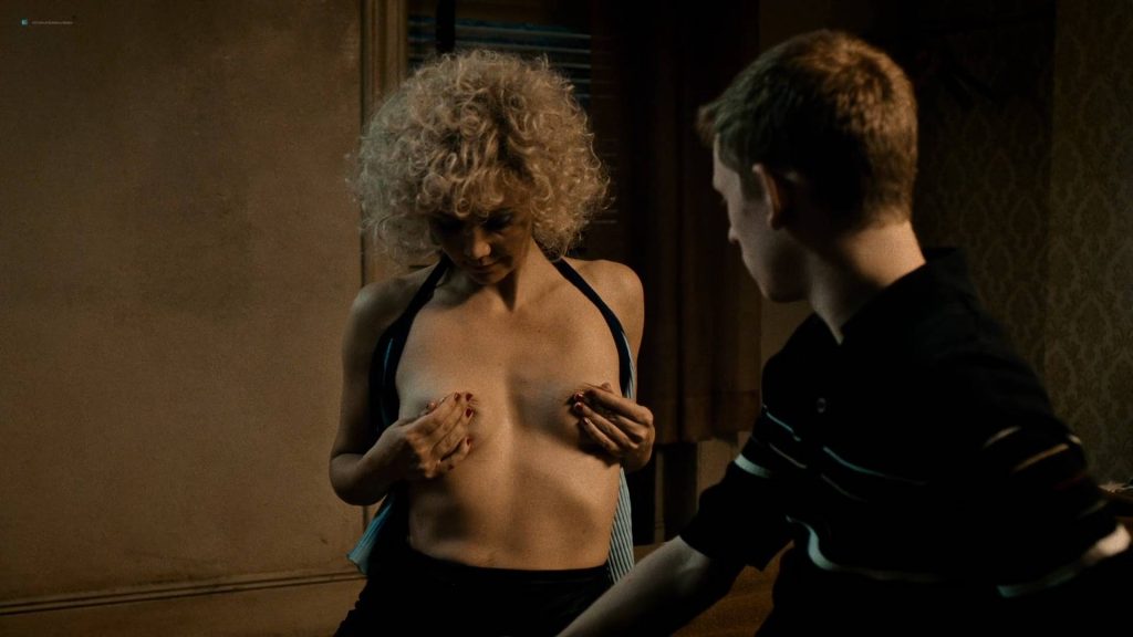 Maggie Gyllenhaal nude topless Margarita Levieva nude other's nude too - The Deuce (2017) s1e1 HD 1080p (11)