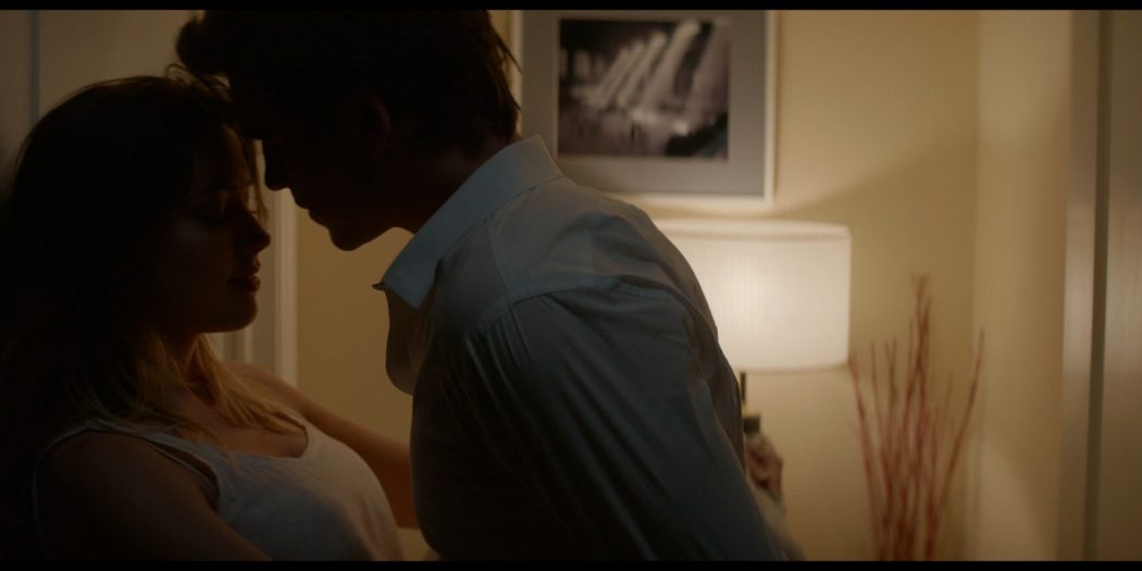 Amber Heard hot and mild sex - Paranoia (2013) HD 1080p BluRay (6)