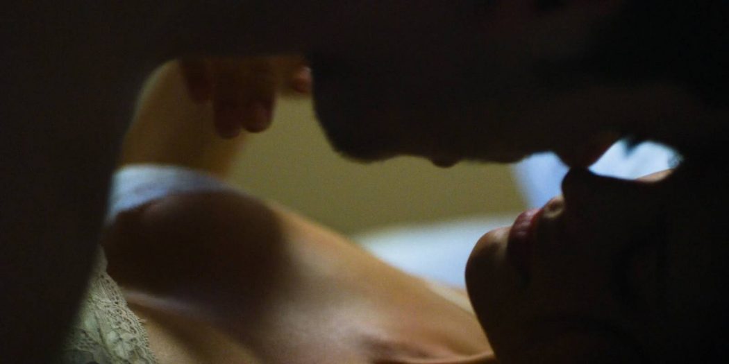 Charlbi Dean Kriek hot sexy and some sex - Don't Sleep (2017) HD 1080p Web (14)
