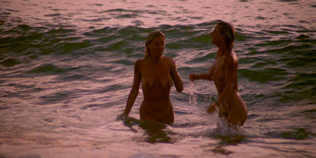 Hope Marie Carlton nude bush Teri Weigel sex in the car Maxine Wasa and other's nude - Savage Beach (1989) HD 1080p BluRay (38)