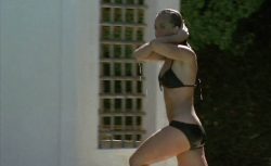 Romy Schneider nude boobs and wet Jane Birkin hot bikini - La Piscine (FR-1969) HDTV (16)