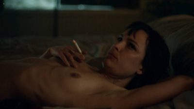 Jodi Balfour nude topless and sex Lucy Chappell sex doggy style - Rellik (2017) s1e3-4-5 HD 1080p (3)