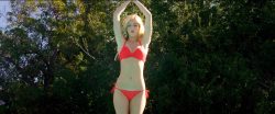 Samara Weaving hot in bikini and lesbian kiss with Bella Thorne - The Babysitter (2017) HD 1080p (9)