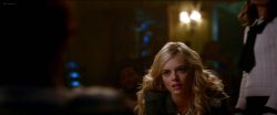 Samara Weaving hot in bikini and lesbian kiss with Bella Thorne - The Babysitter (2017) HD 1080p (3)