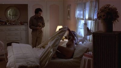 Kathryn Harrold nude brief topless and butt - Modern Romance (1981) HD 1080p WEB (12)