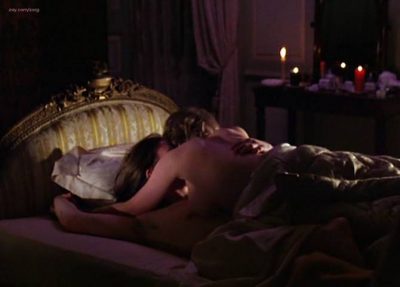 Catherine McCormack nude topless - Loaded (1994) (3)