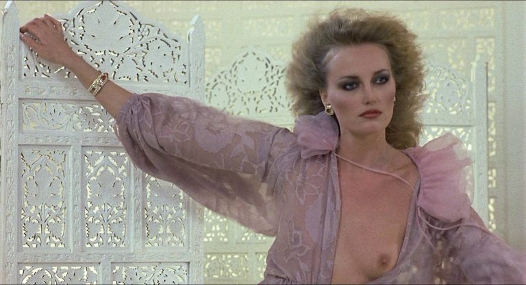 Darlanne Fluegel nude topless Lisa Taylor and Rita Tellone nude topless too – Eyes of Laura Mars (1978) HD 1080p BluRay