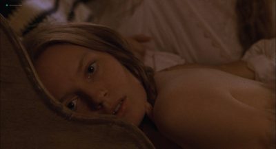 Elizabeth Hurley nude topless Catherine McCormack and Sarah Polley hot - The Weight of Water (2000) HD 1080p Web (2)