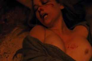 Jennifer Lawrence nude topless and Michelle Pfeiffer hot - Mother! (2017) HD 1080p Web (2)