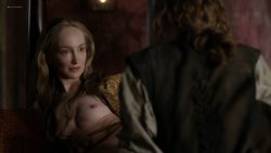 Lotte Verbeek nude butt and boobs - Outlander (2017) s3e12 HD 720 -1080p (3)