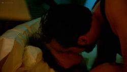 Robin Tunney nude brief boobs in hot sex scene - Looking Glass (2018) HD 720p (7)