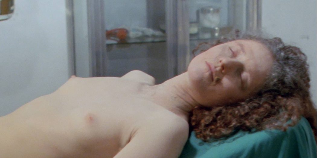 Sacha Darwin nude topless - Touch of Death 1988 1080p BluRay (6)