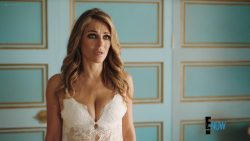 Elizabeth Hurley hot and Emily Barber sexy in lingerie - The Royals (2018) s04e06 HD 1080p web (7)