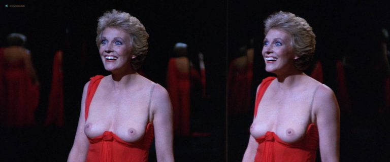 Julie Andrews nude topless Rosanna Arquette, Marisa Berenson, Gisele Lindley all nude – S.O.B (1981) HD 1080p BluRay