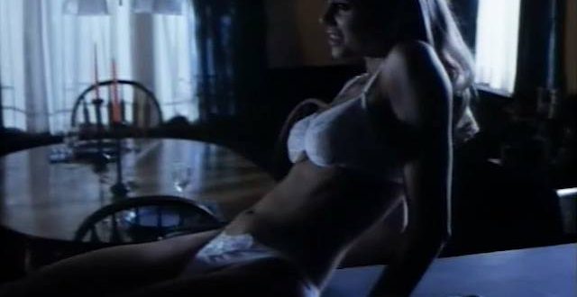 Vanessa Angel hot sex in - Killer Instinct (1991) (10)