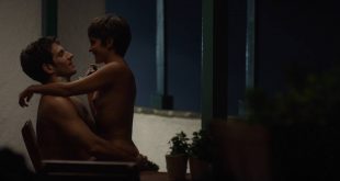 Verónica Echegui nude brief topless - La Niebla y la Doncella (ES-2017) HD 1080p (6)