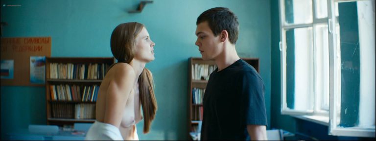Aleksandra Revenko nude topless and Viktoriya Isakova hot bikini – The Student (RU-2016) HD 1080p