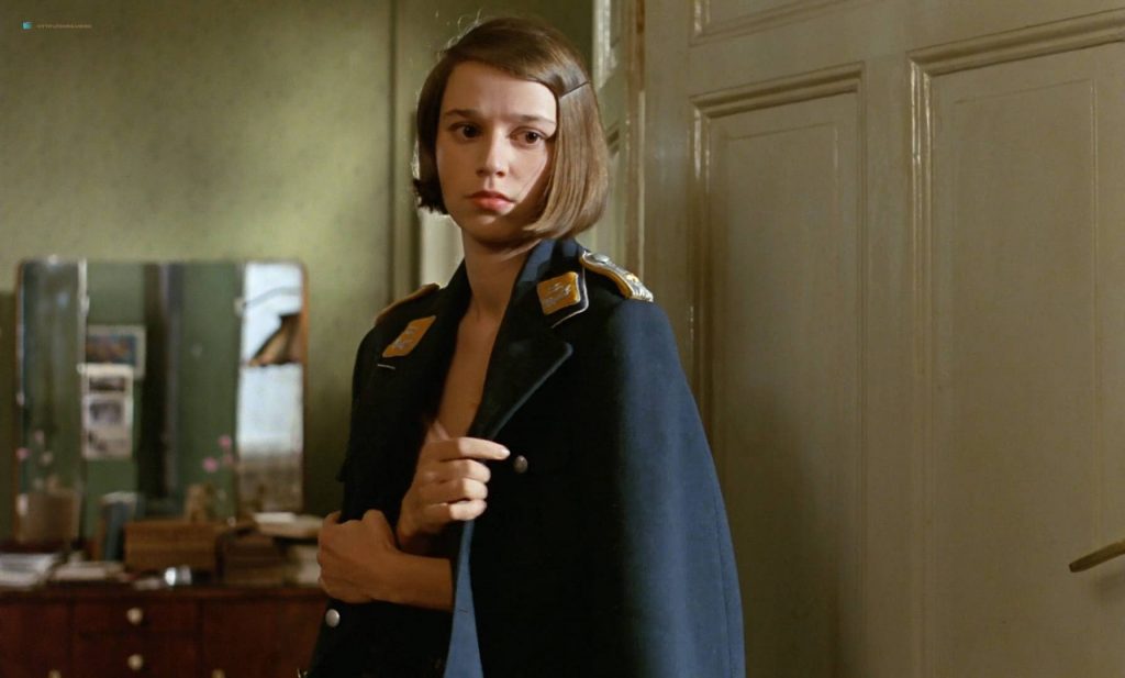 Anja Kruse nude brief topless Lena Stolze hot - Die Weiße Rose (DE-1982) HD 1080p (7)