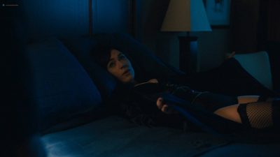Maggie Siff sexy Valéry Lessard, Anna Tyson, Katelyn Pearce, Marion Dunn all nude - Billions (2018) s3e7 HD 1080p (9)