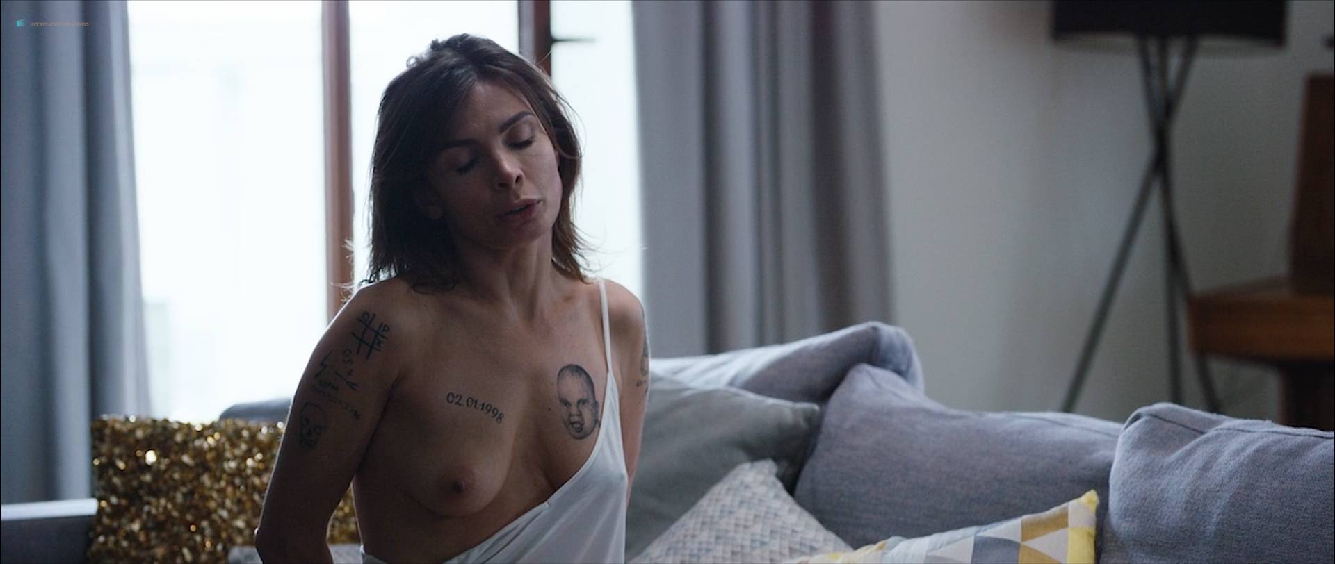 Agnieszka Dygant nude topless Aleksandra Poplawska nude bush Kasia Warnke c-true - Kobiety mafii (PL-2018) HD 1080p (7)