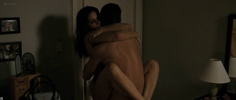 Amanda Peet hot sex and Lindsey McKeon sexy see through – What Doesn’t Kill You (2008) HD 1080p BluRay