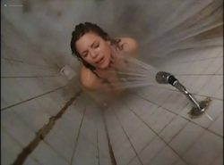 Kari Wuhrer nude full frontal and Rae Dawn Chong nude in the bath - Boulevard (1994) (15)