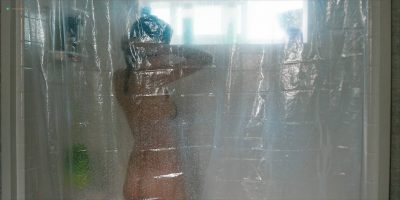 Kelly Reilly sexy and Kelsey Asbille nude butt and side boob in the shower- Yellowstone (2018) s1e2 HD 1080p Web (6)