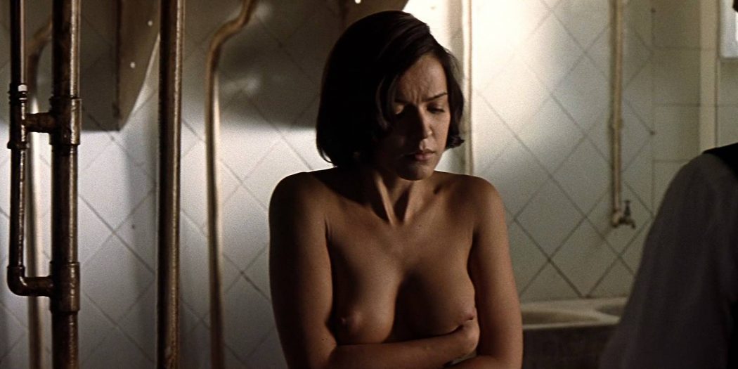 Verónica Sánchez nude topless and butt - Las 13 rosas (ES-2007) HD 1080p BluRay (7)