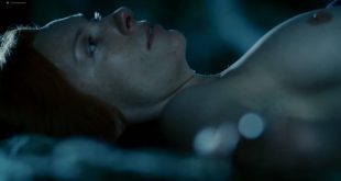Toni Collette nude topless and Rose Byrne sex scene - Dead Grirl (2006) HD 1080p (8)