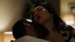Naturi Naughton nude topless in sex scene Lela Loren nude boobs - Power (2018) s5e7 HD 1080p (11)