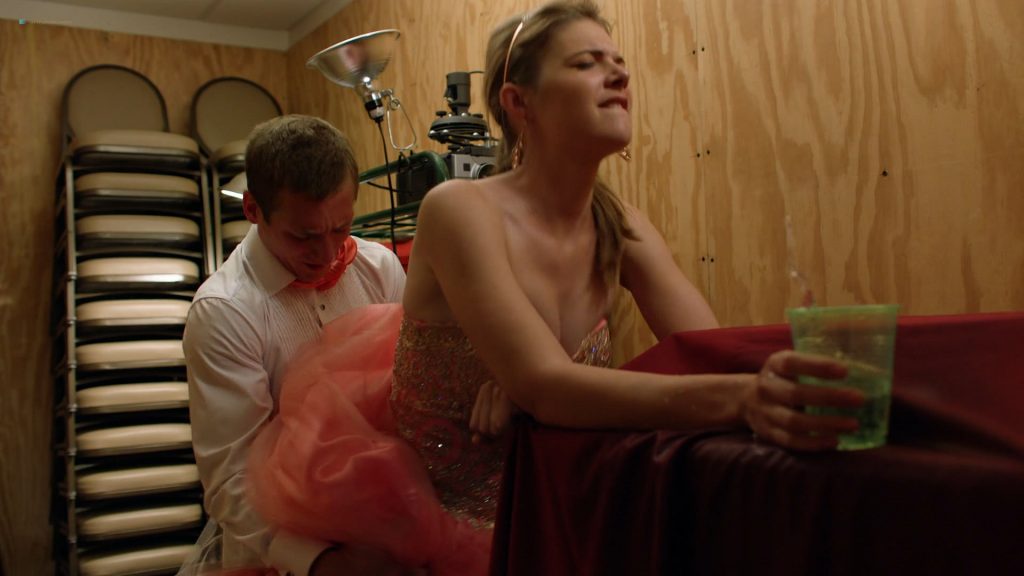 Cristen Coppen nude sex Kate Miner, Ashley Wood hot sex not nude - Shameless (2018) s9e1 HD 1080p (3)