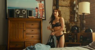 Emma Roberts hot and sexy and some sex - Little Italy (2018) HD 1080p Web (5)