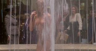 Farrah Fawcett nude full frontal, Helen Hunt , Janine Turner nude too - Dr. T and the Women (2000) HD 1080p (9)