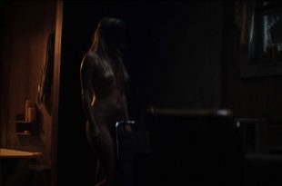 Riley Keough nude full frontal - Hold the Dark (2018) HD 1080p Web (8)