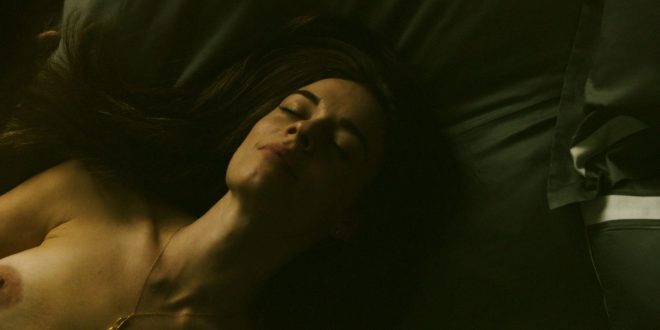 Anni Krueger nude topless and sex - The Romanoffs (2018) s1e4 HD 1080p (8)