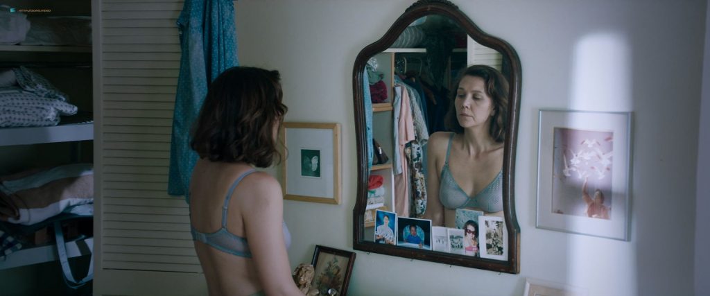 Maggie Gyllenhaal nude in the shower - The Kindergarten Teacher (2018) HD 1080p (6)
