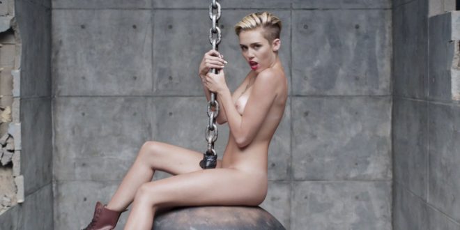 Miley Cyrus nude topless and butt - Wrecking Ball (2013) Outtakes HD 1080p (11)