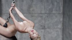 Miley Cyrus nude topless and butt - Wrecking Ball (2013) Outtakes HD 1080p (8)