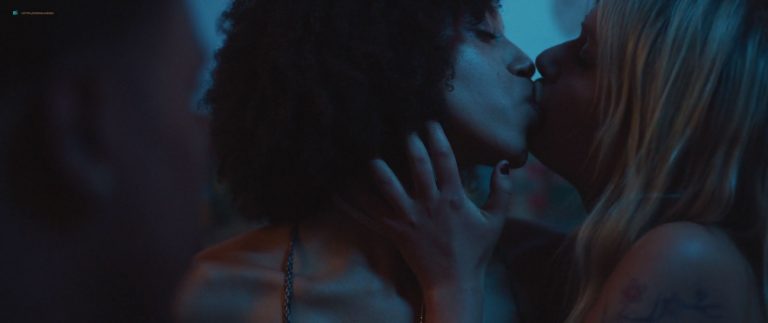 Sophie Kennedy Clark nude topless and some sex – Obey (UK-2018) HD 1080p Web