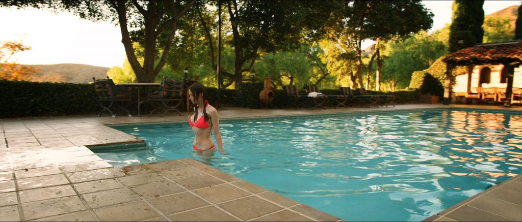 Talulah Riley hot in bikini - Submerged (2015) HD 1080p BluRay (6)