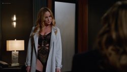 Caity Lotz hot and sexy in lingerie - DC's Legends of Tomorrow (2018) s4e6 HD 1080p (6)