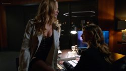 Caity Lotz hot and sexy in lingerie - DC's Legends of Tomorrow (2018) s4e6 HD 1080p (5)
