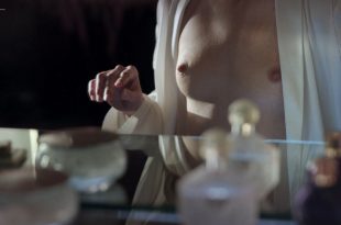 Mia Wasikowska nude topless and Maria Dizzia nude and sex - Piercing (2018) HD 1080p Web (4)